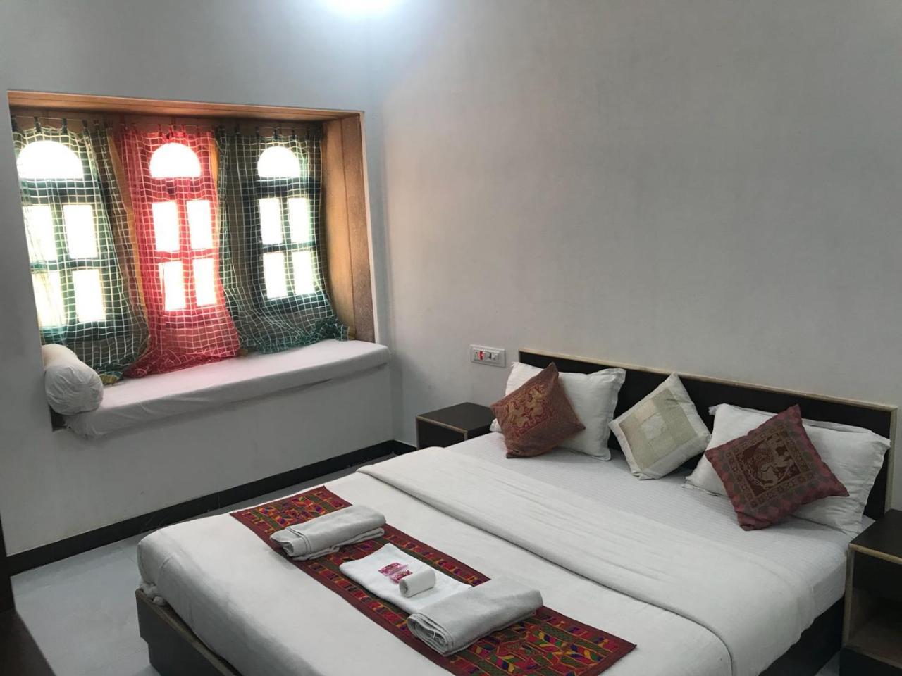 Tofu Hotel & Safari Jaisalmer Eksteriør bilde